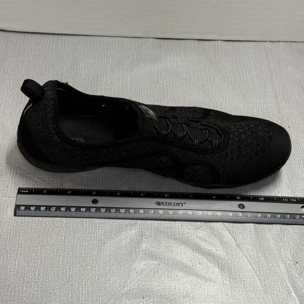 Skechers women's slip on sneakers size 11 black knit comfort - Picture 9 of 9
